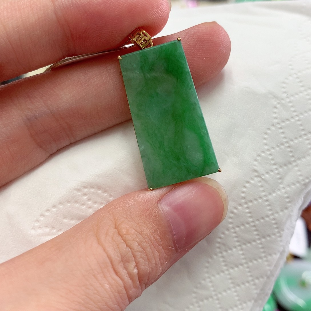 翡翠18K金镶嵌吊坠(不含链)