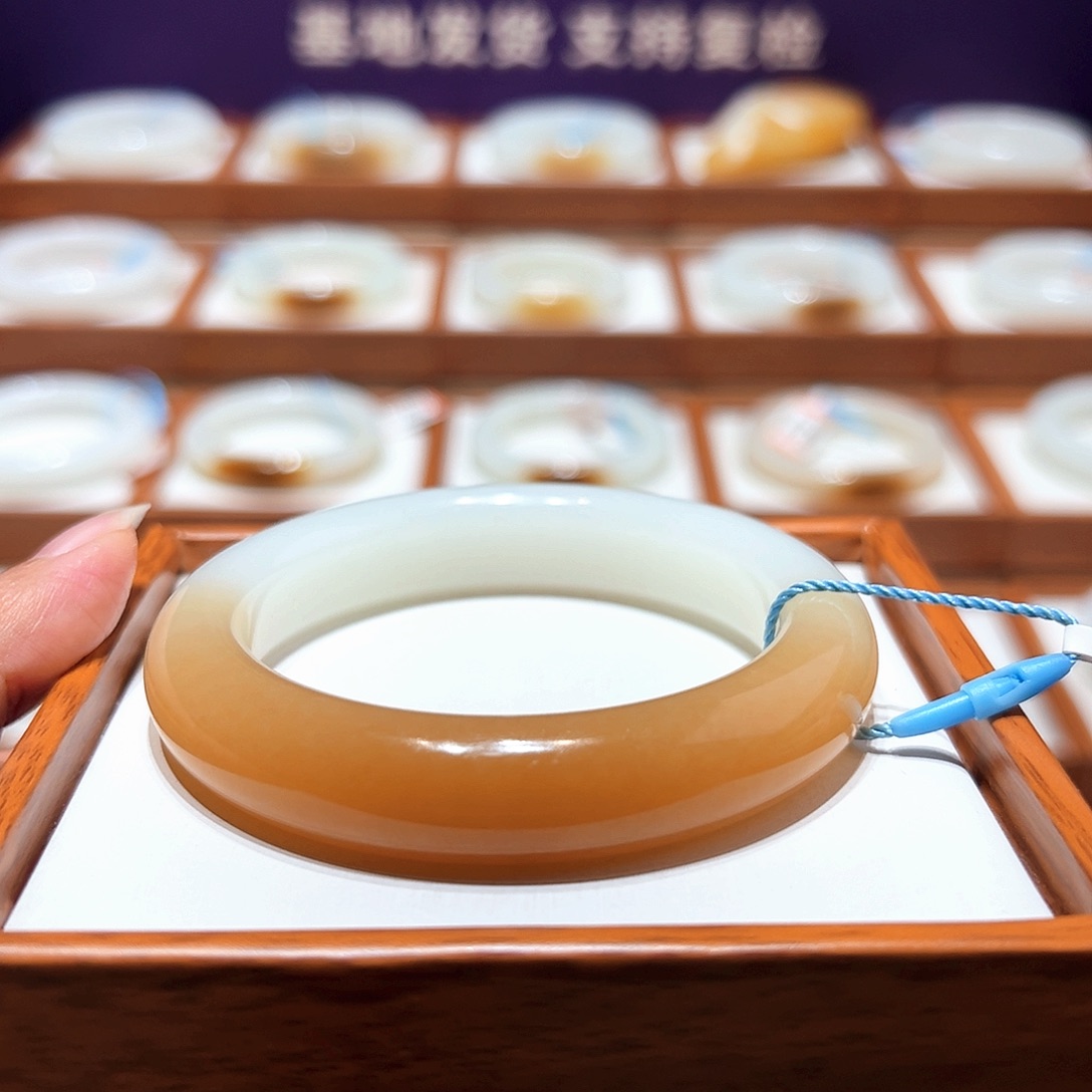 和田玉手镯57/58未镶嵌