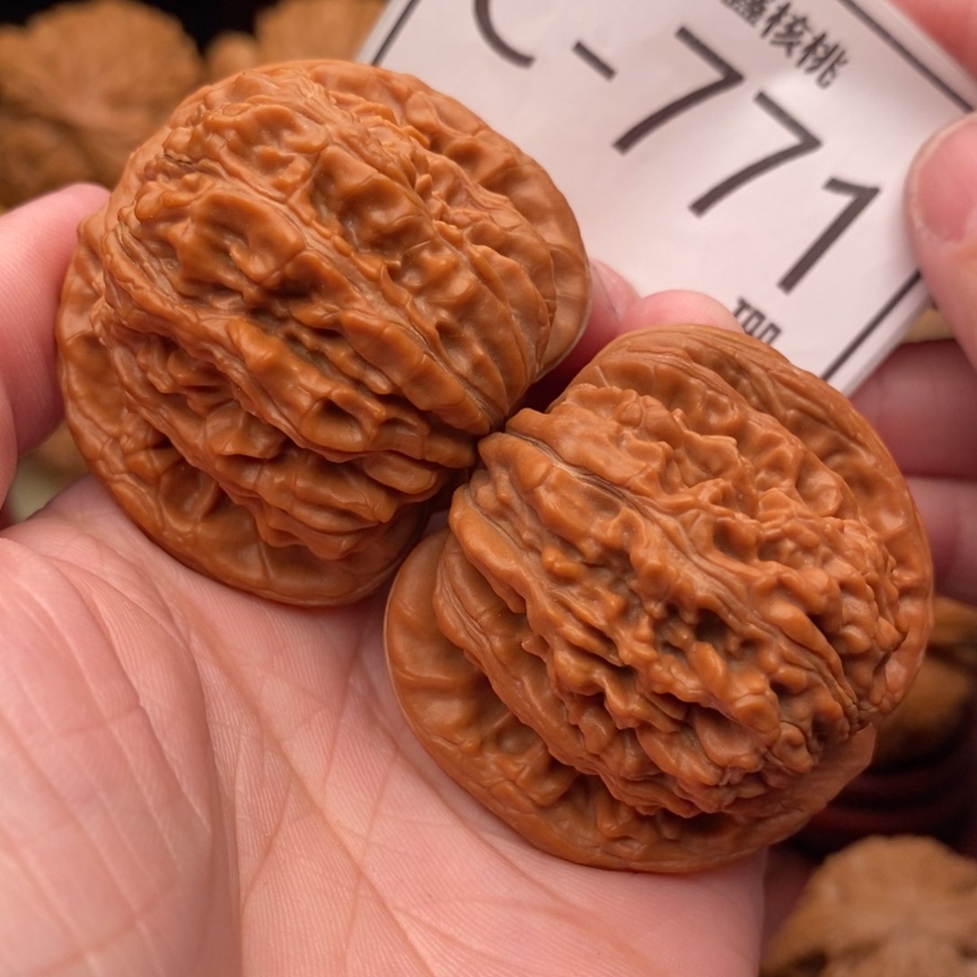 文玩核桃把件汉高楼44