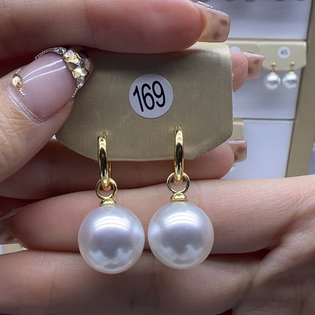 淡水珍珠耳饰未镶嵌