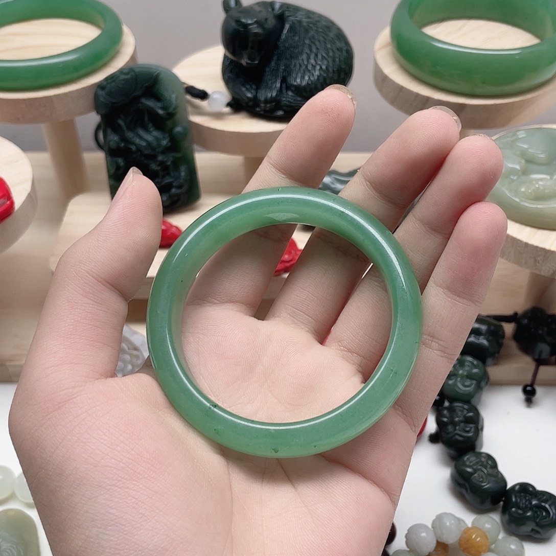 未镶嵌手镯东陵石