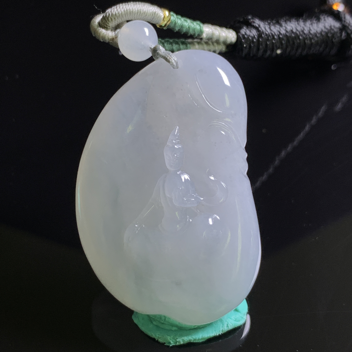 天然翡翠   观音挂件  精工细雕  精品挂件 尺寸48.9/31.7/11.8