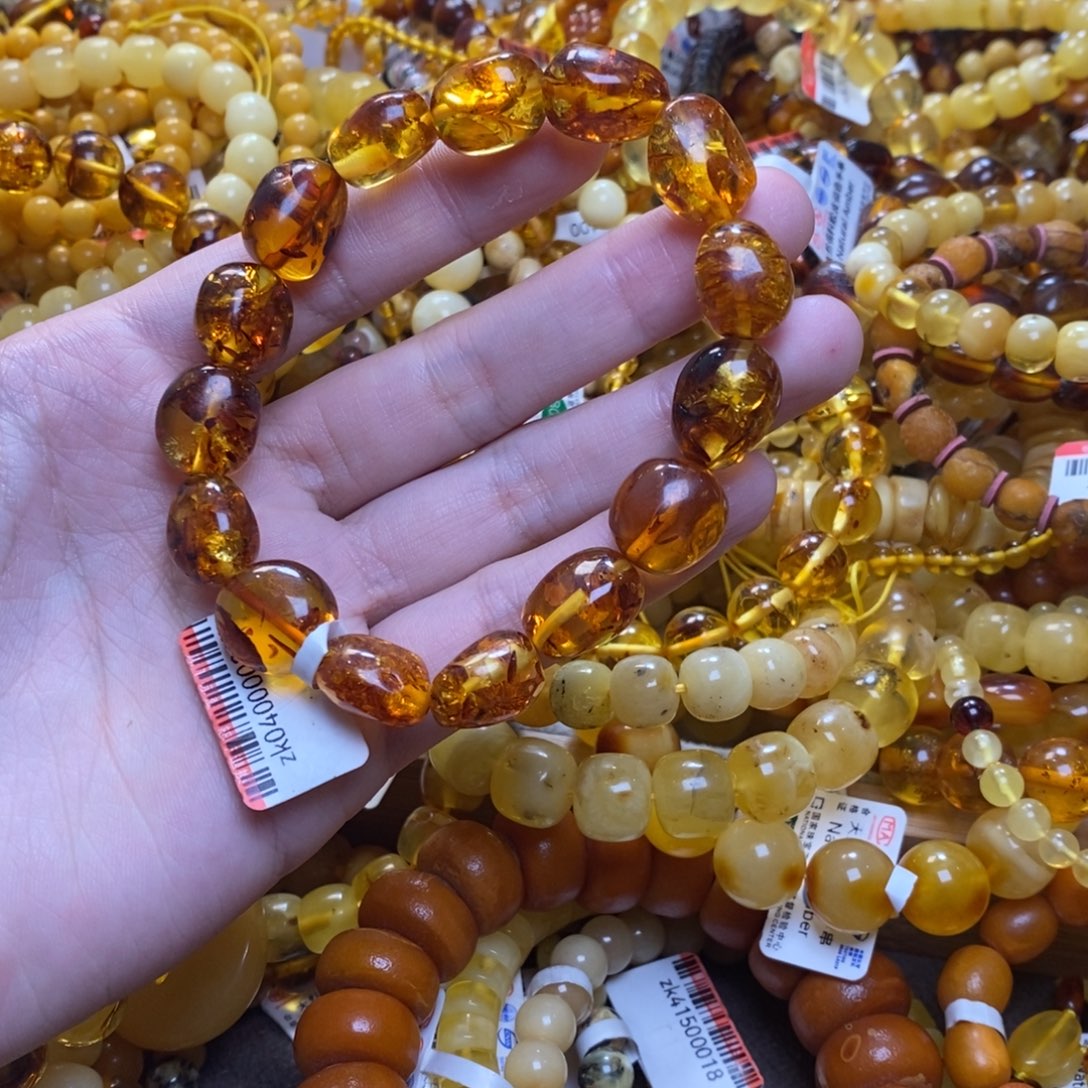 琥珀未镶嵌珠宝奇石
