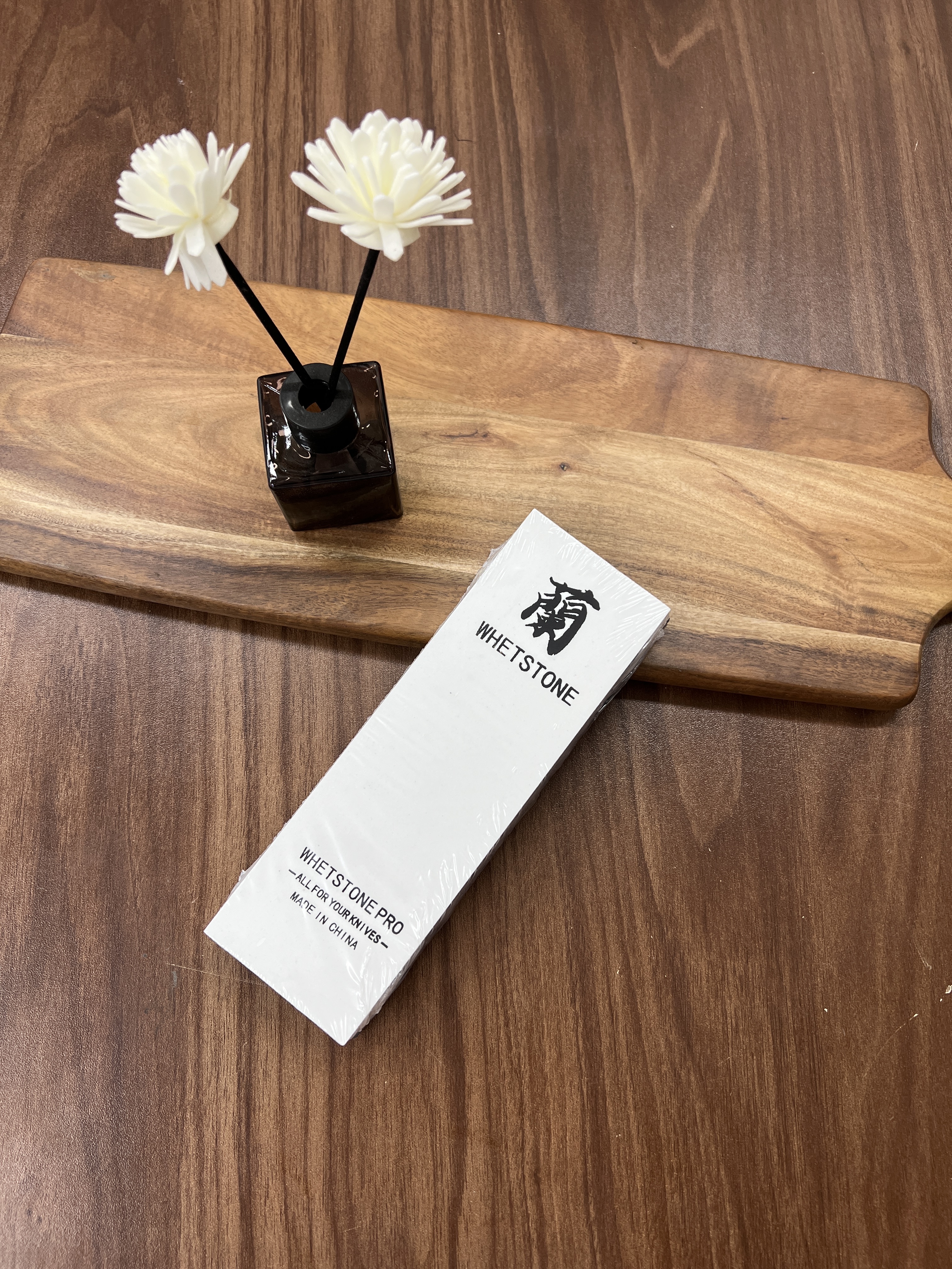 外贸尾单蘭白刚玉磨刀石 两面可磨大马士革1000目-3000目需泡水用