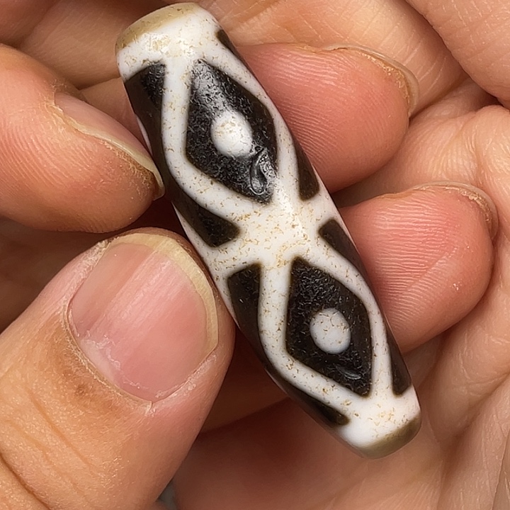 亢***悔玛瑙/玉髓未镶嵌颈饰