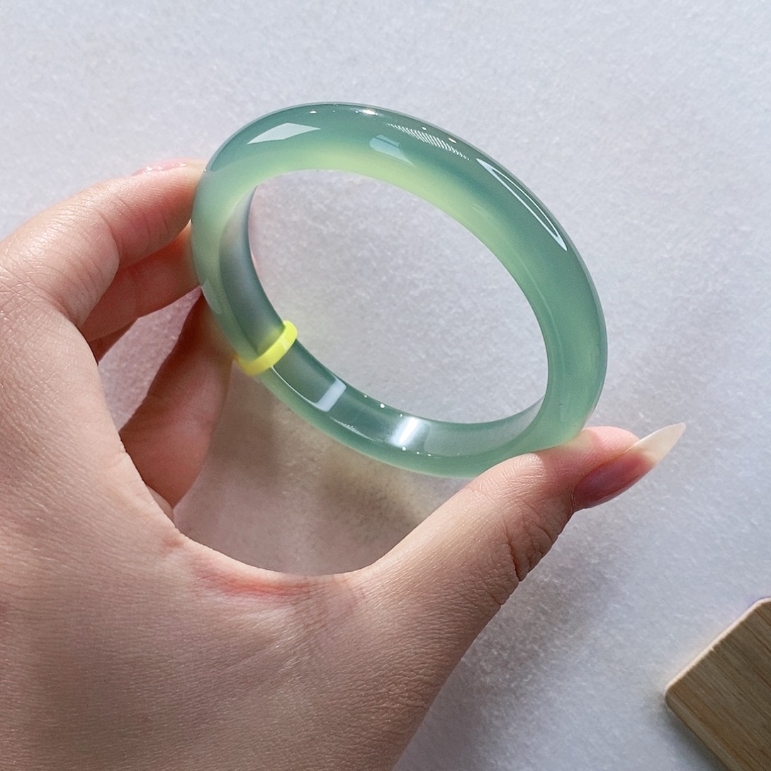 手镯玛瑙/玉髓未镶嵌56.5