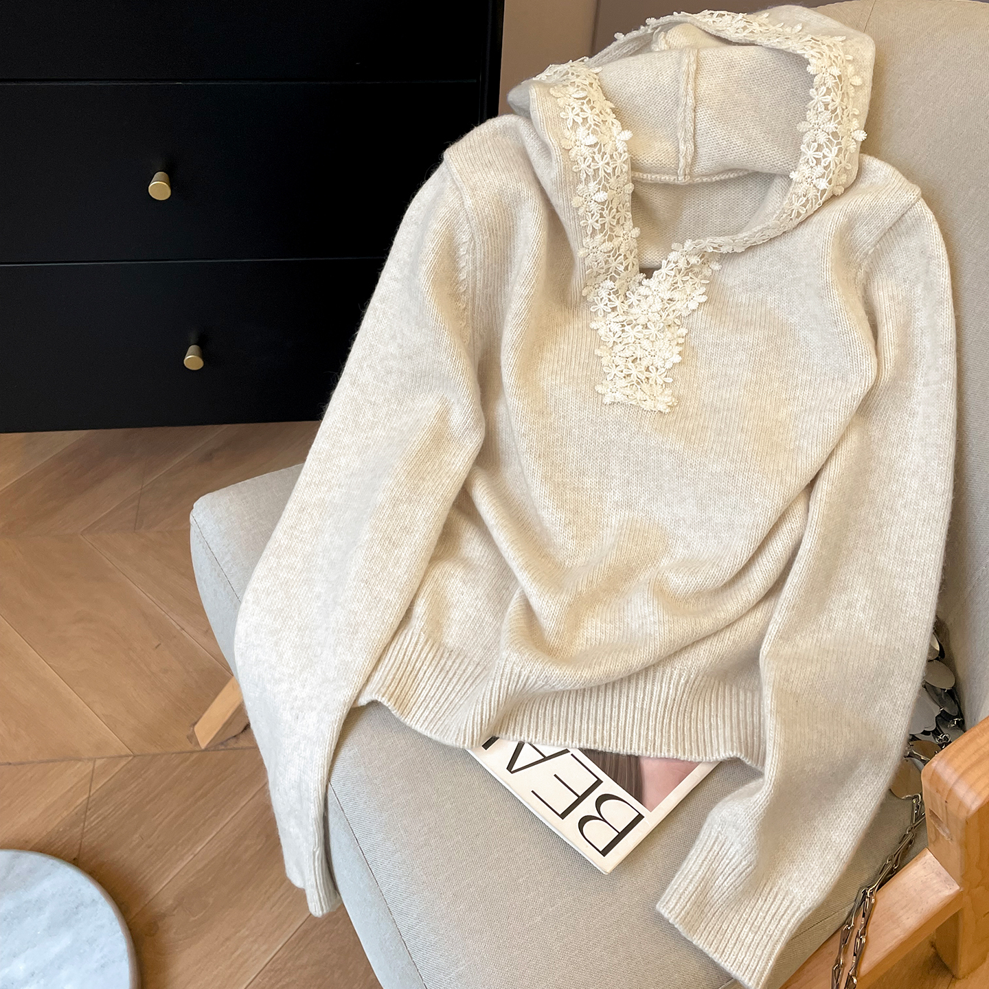 小C家 拼接蕾丝花边连帽毛衣女款2025新款冬季羊毛针织衫兔毛上衣