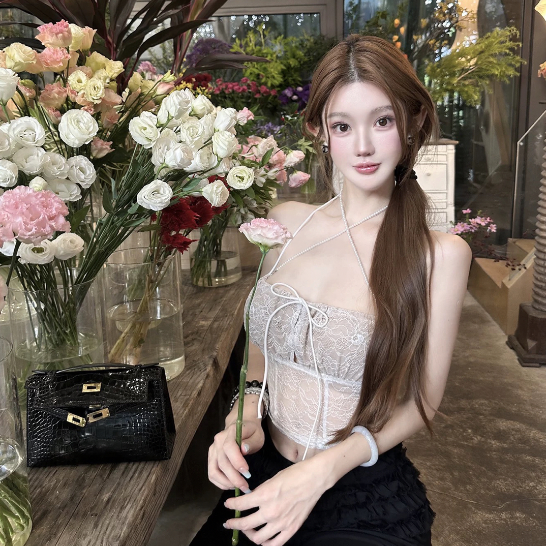 梦梦 MENGMENG｛欲望拿捏 新款纯欲辣妹珍珠链无袖内搭上衣}