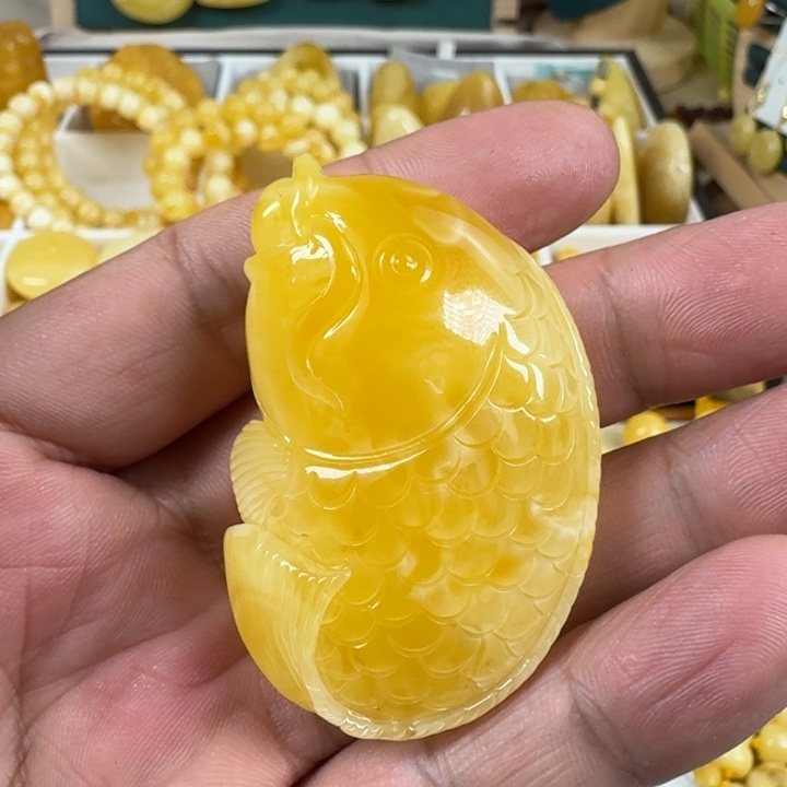 蜜蜡珠宝奇石未镶嵌年年有鱼