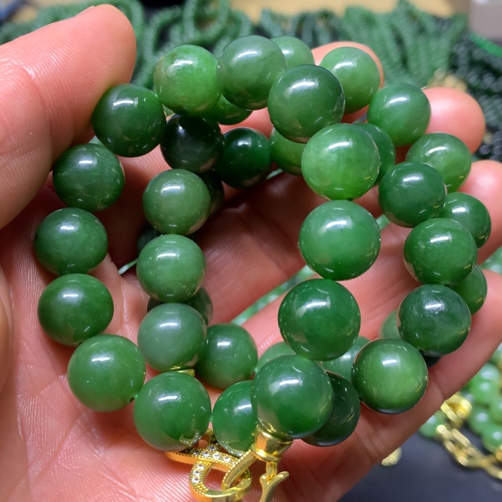和田玉（碧玉）项链未镶嵌11.9mm