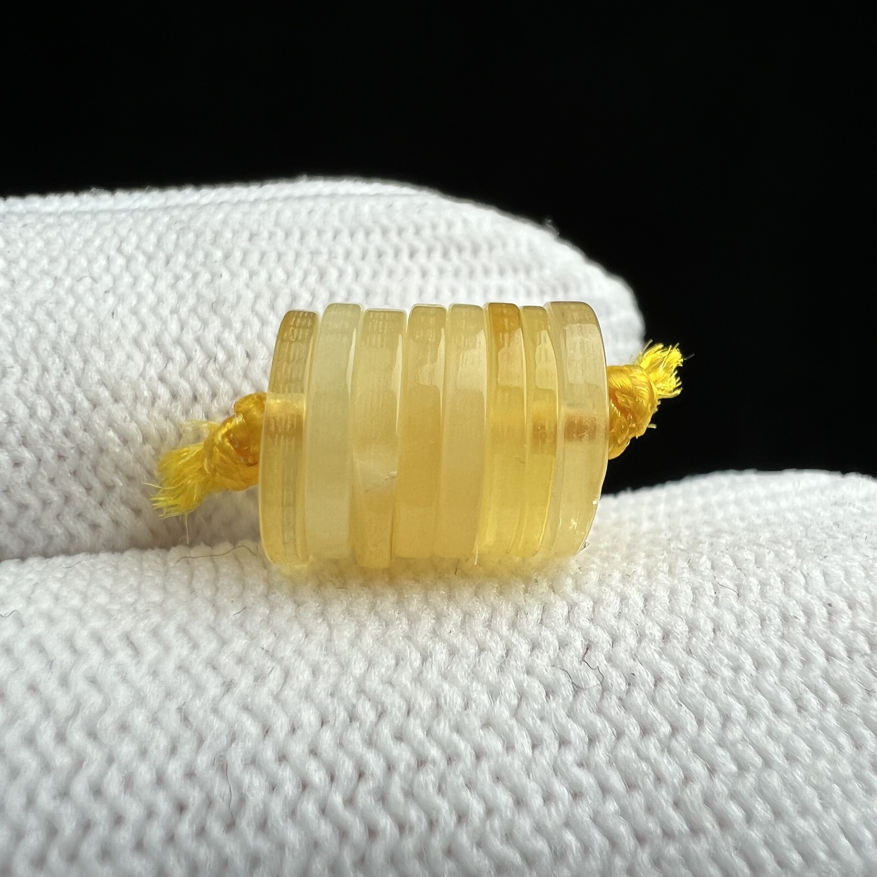 D5668天然蜜蜡[瑕疵] 隔片 9.3mm 支持复检 假一赔十