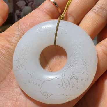 和田玉未镶嵌把件