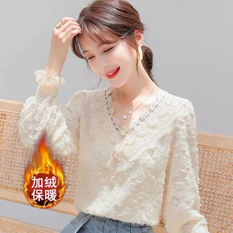 2025年秋冬新款气质衬衫女百搭显瘦减龄小衫洋气时尚长袖打底上衣