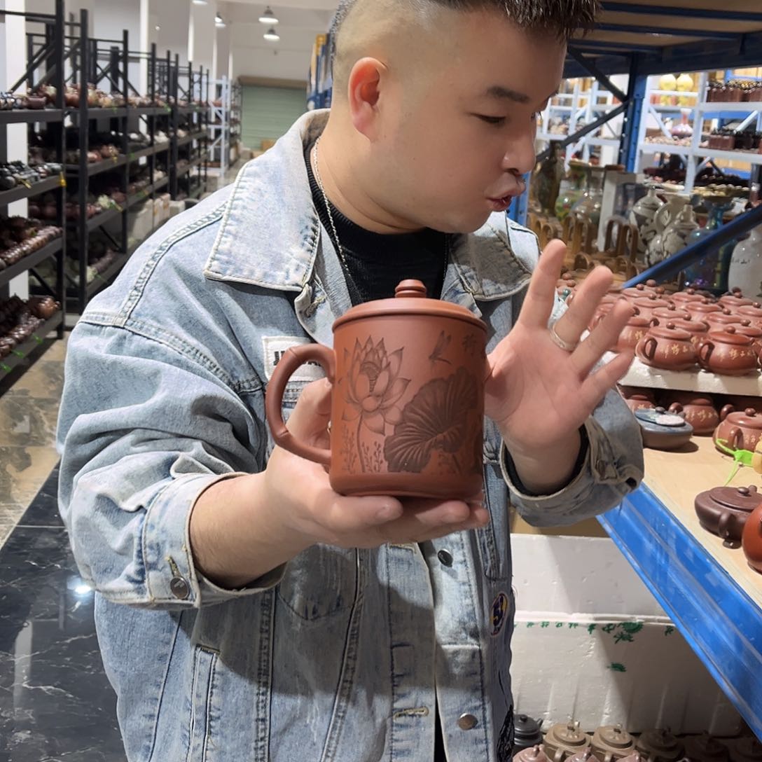 茶壶紫砂looulomaeno