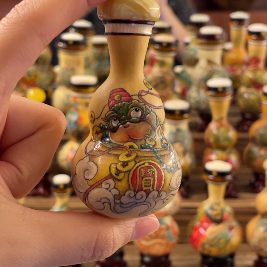 “***”大叶紫檀（黑酸枝木类）