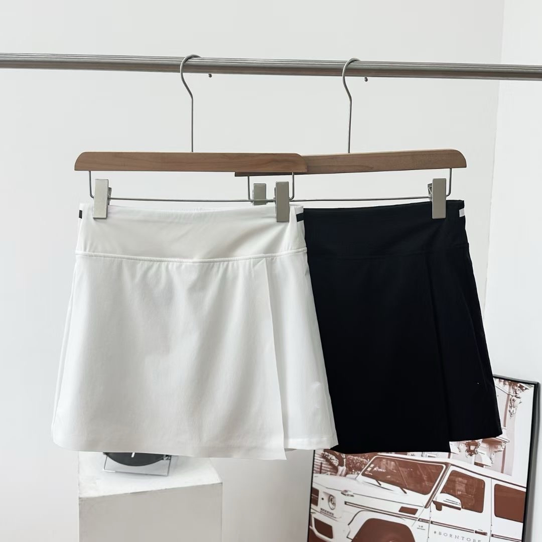 D黑白短裙腰带条