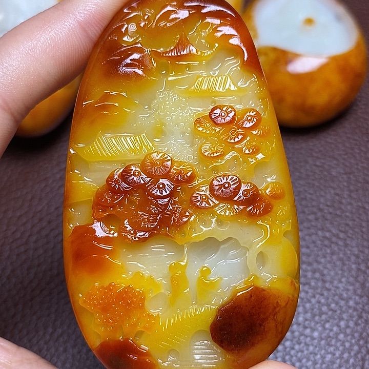 *****和田玉未镶嵌颈饰
