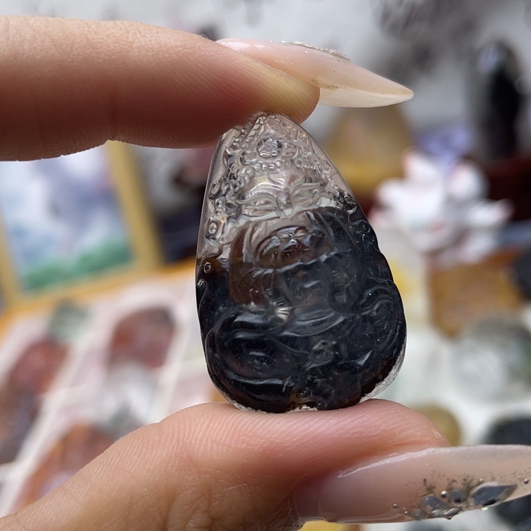 颈饰未镶嵌水晶天然