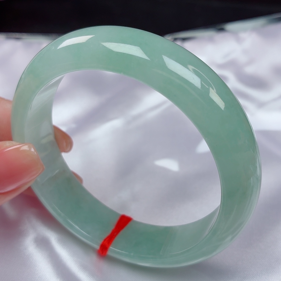 翡翠手镯未镶嵌56