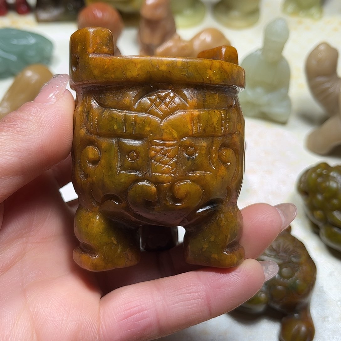 白玉菩提吊坠白玉菩提吊坠