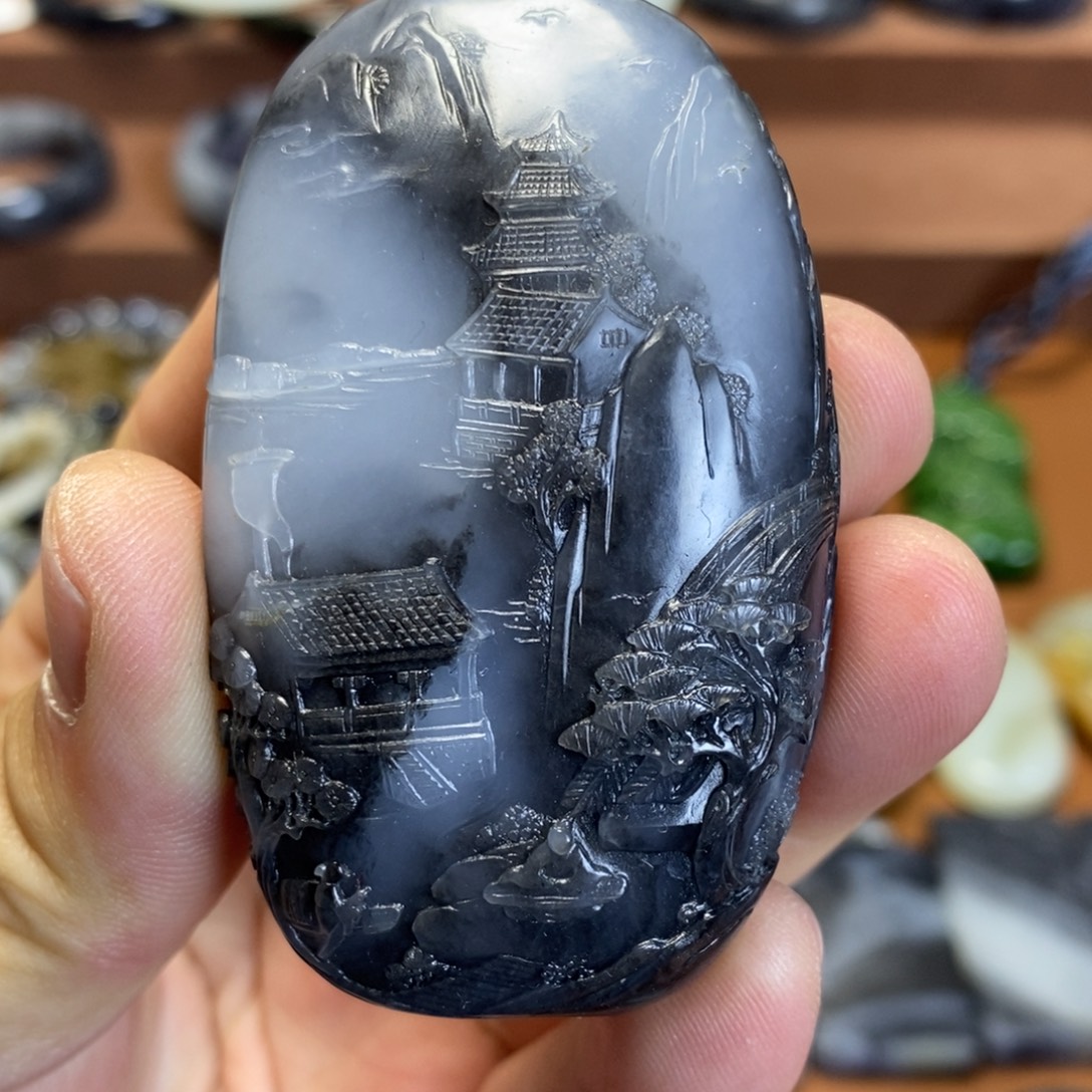 和田玉未镶嵌把件新疆和田玉青花黑白山水手把