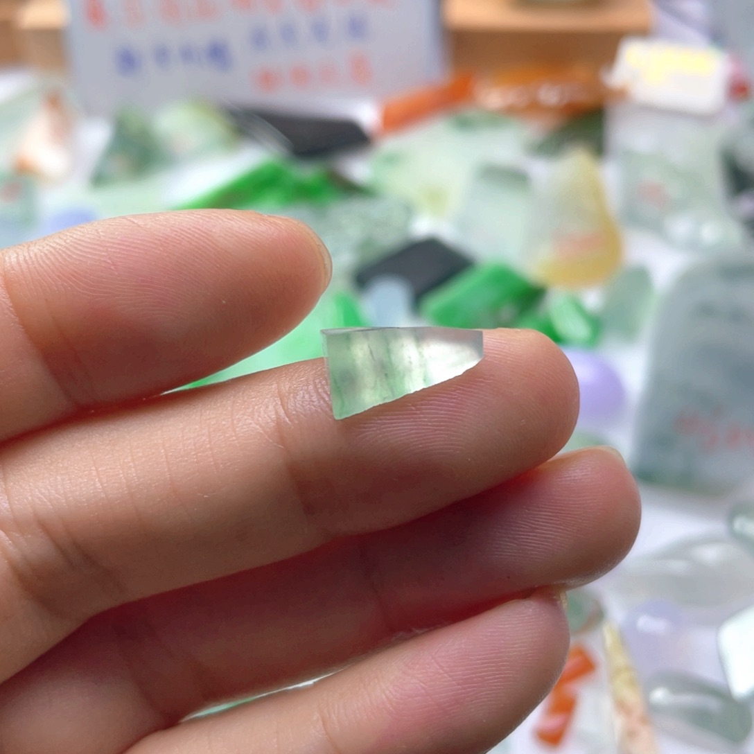 定制翡翠未镶嵌天然缅甸翡翠