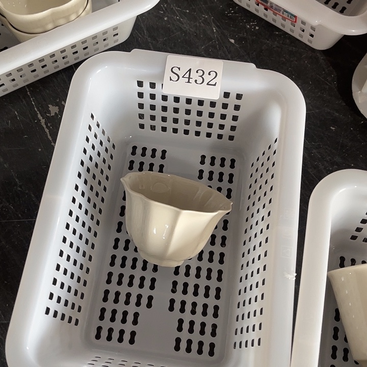 瓷片福利待遇多多哦哦哦