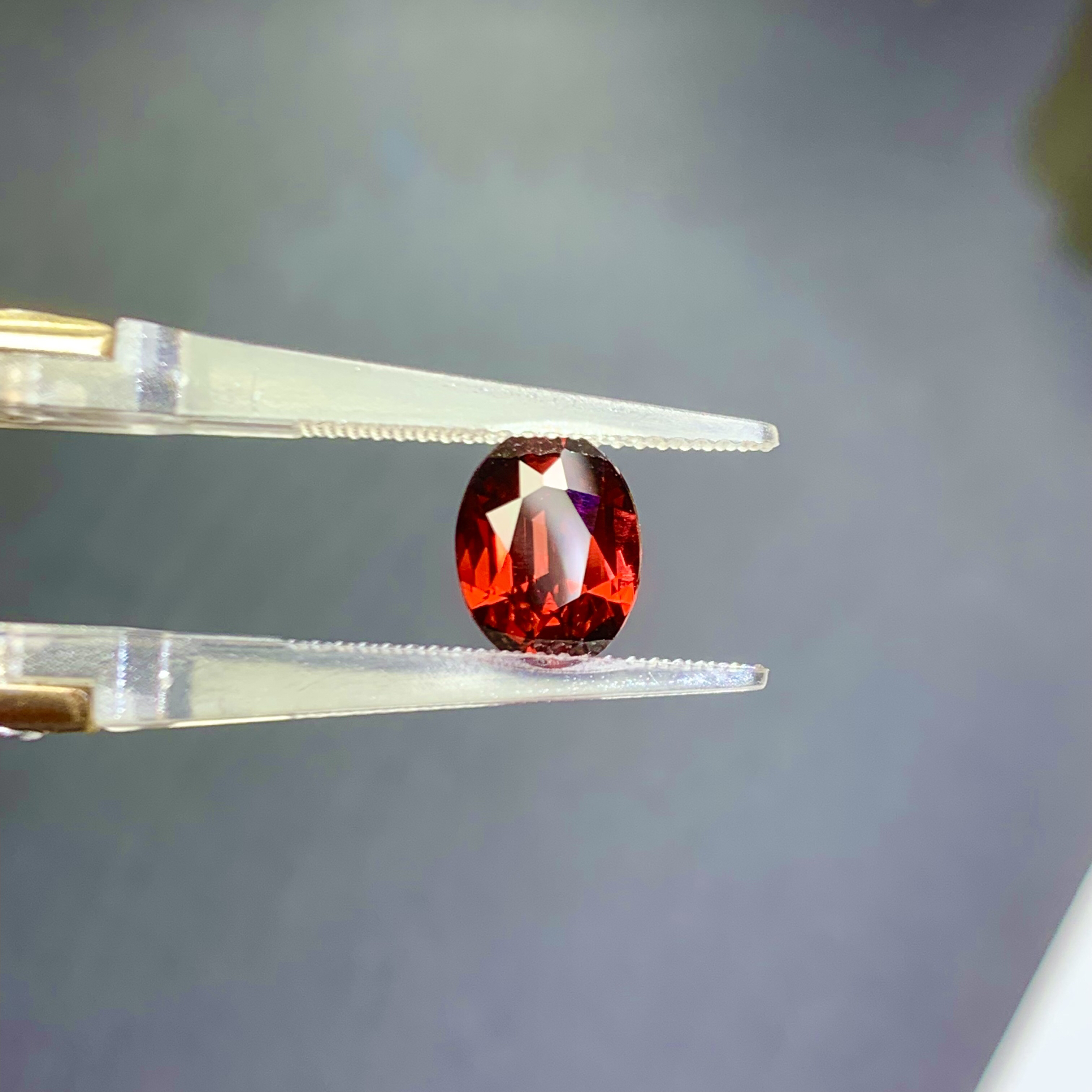 艳丽美呆 天然石榴石裸石7*9mm鸽血红色系可镶嵌戒指吊坠送礼佳选