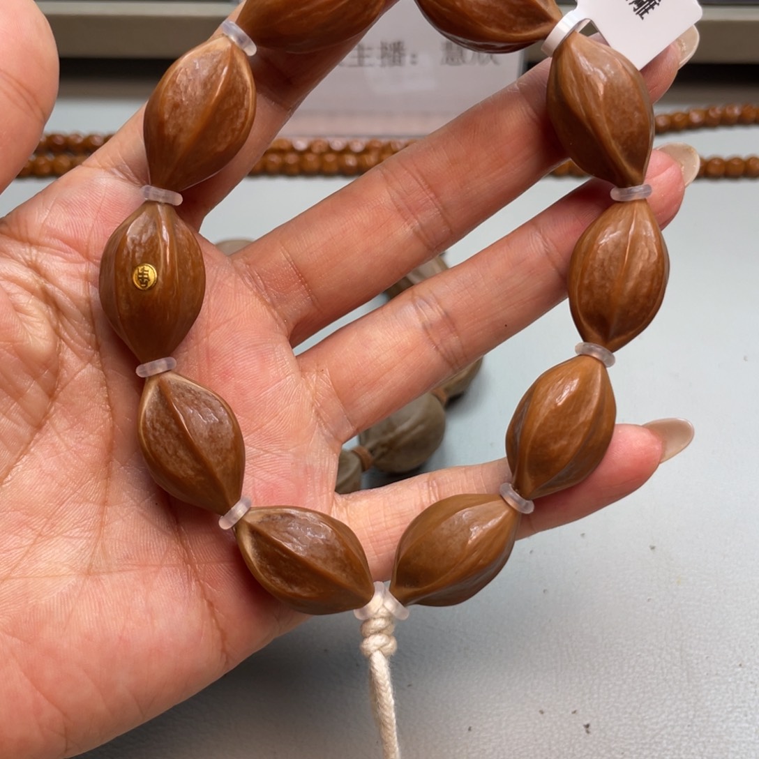 橄榄核手串/手链铁核三面佛