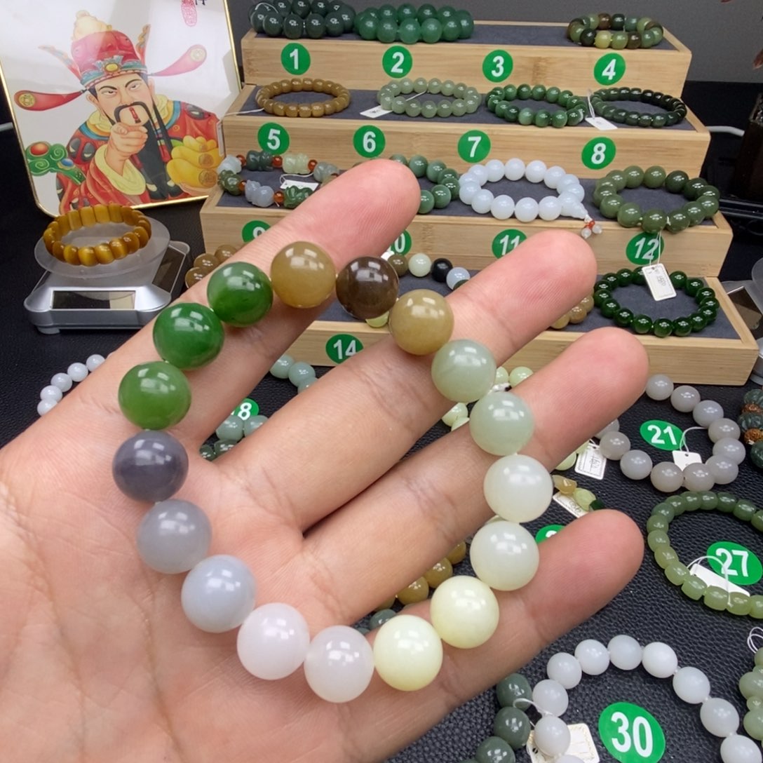 和田玉手链未镶嵌多宝12渐变