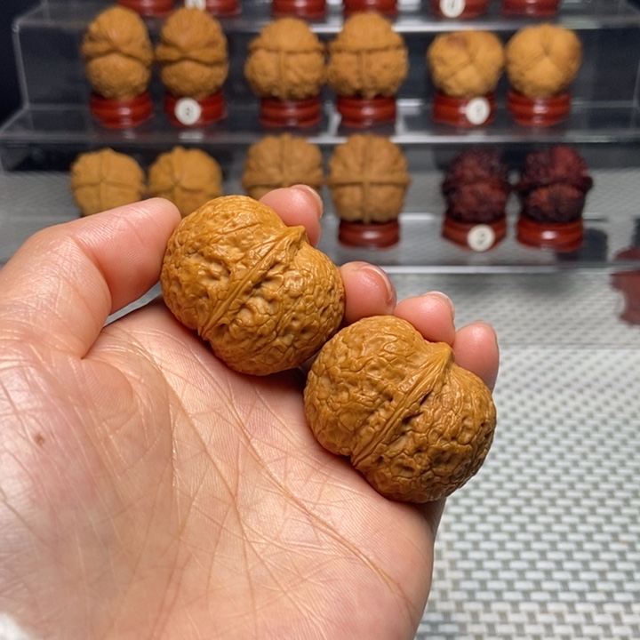 文玩核桃把件3花生元宝