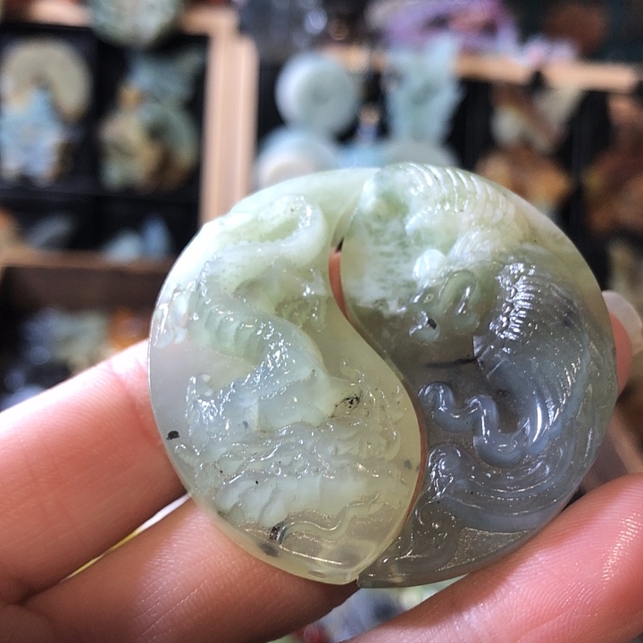 岫玉未镶嵌岫玉挂件