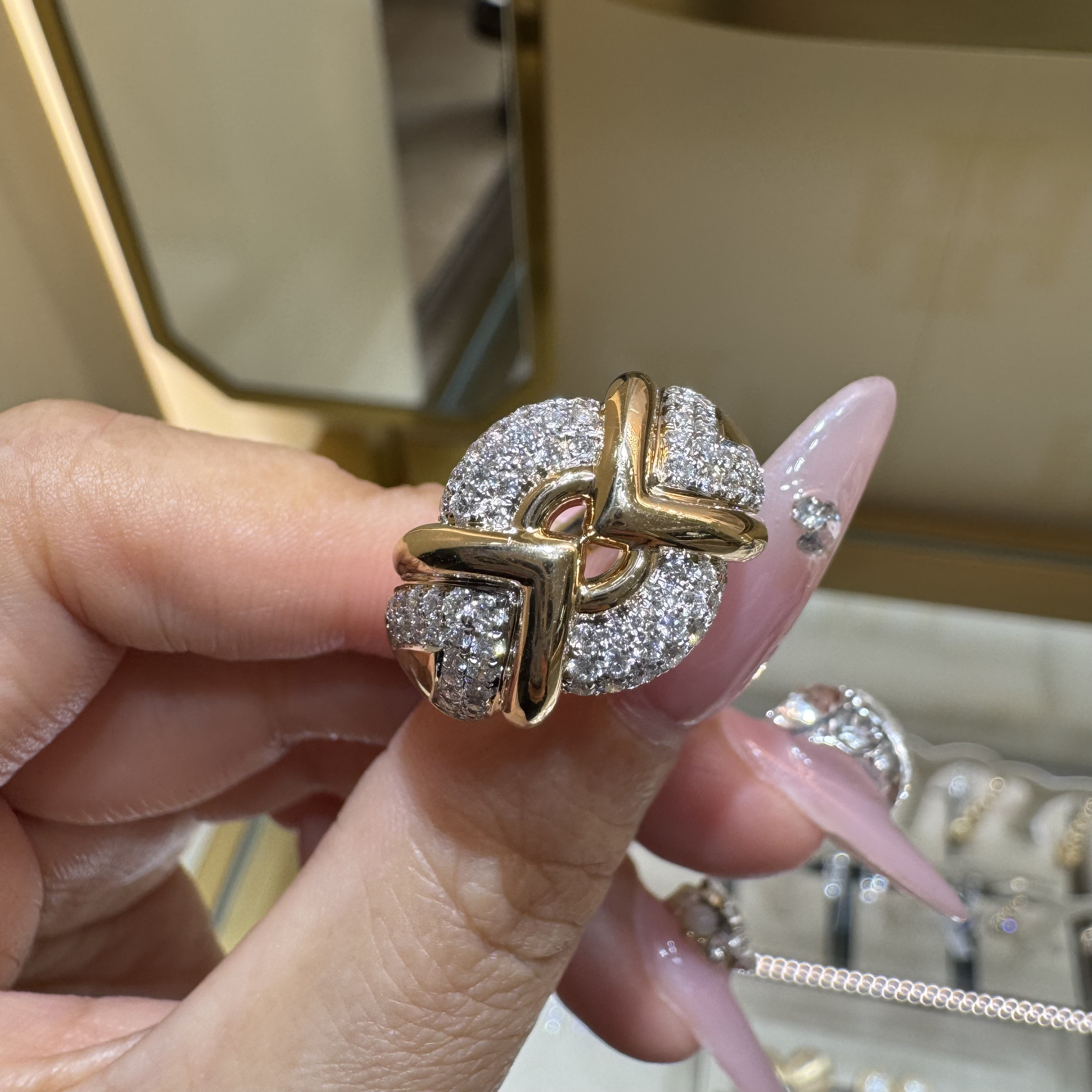 18K黄中古钻石戒指