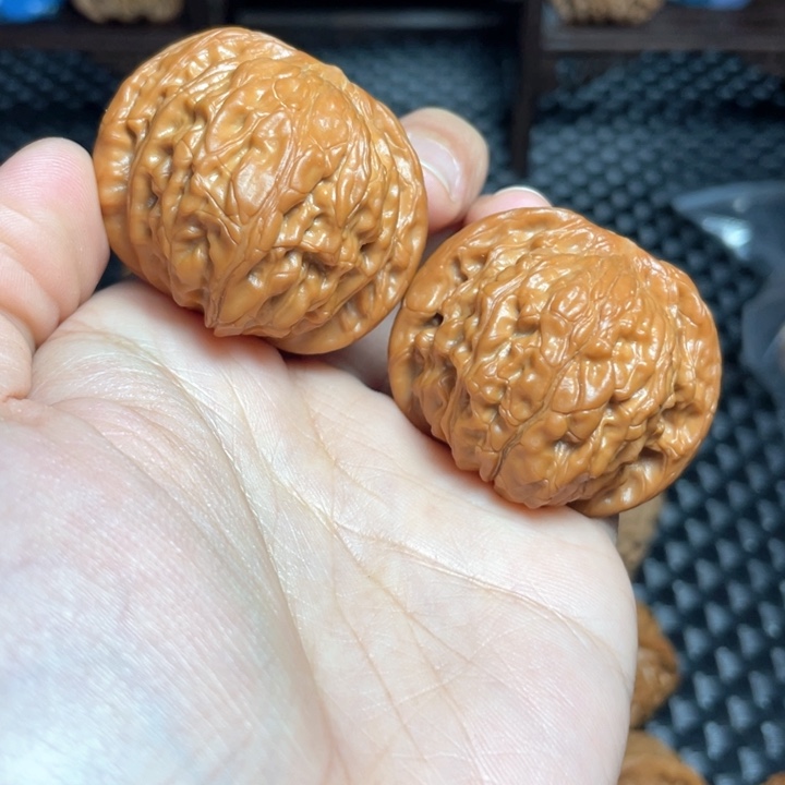 文玩核桃把件霸***总41正磨