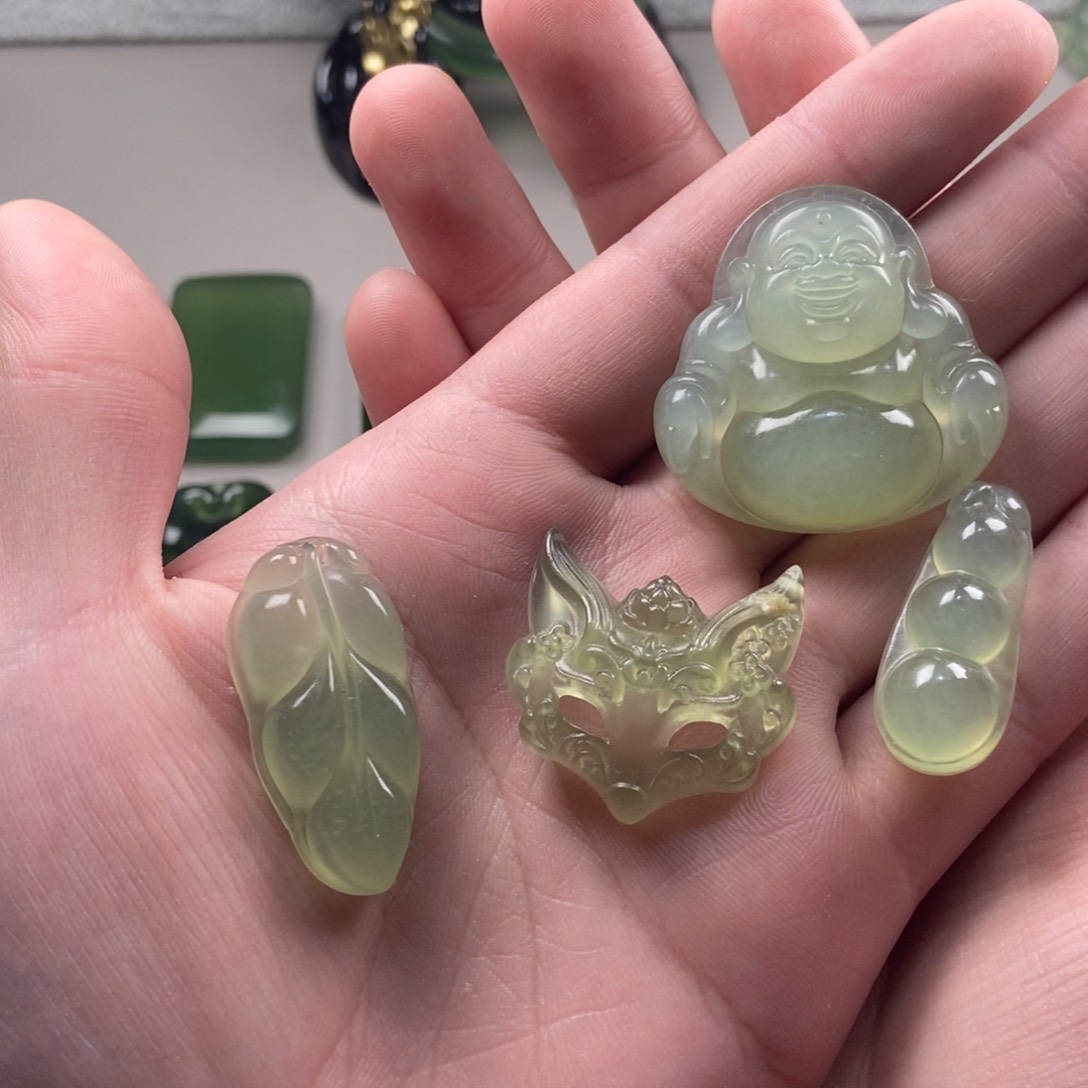 【闪购商品】蛇纹石玉岫玉未镶嵌