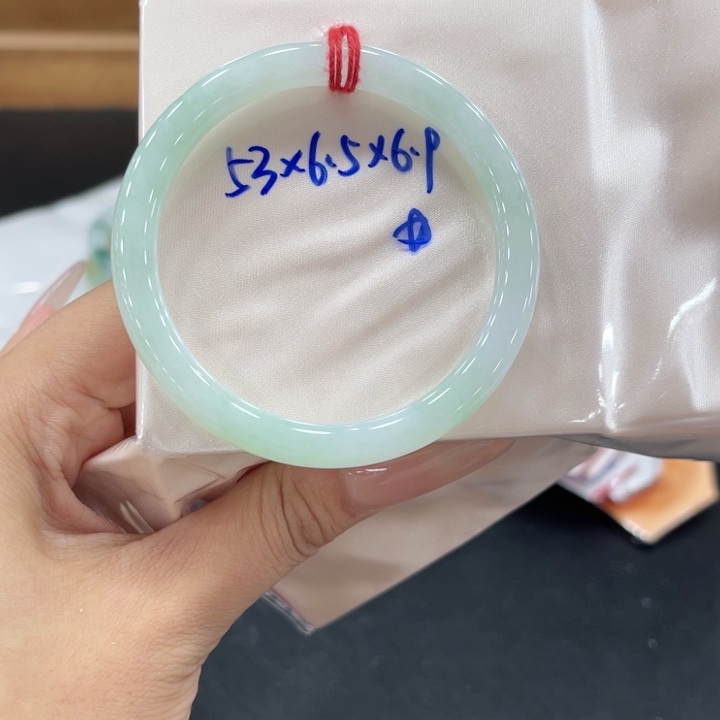 未镶嵌手镯翡翠翡翠