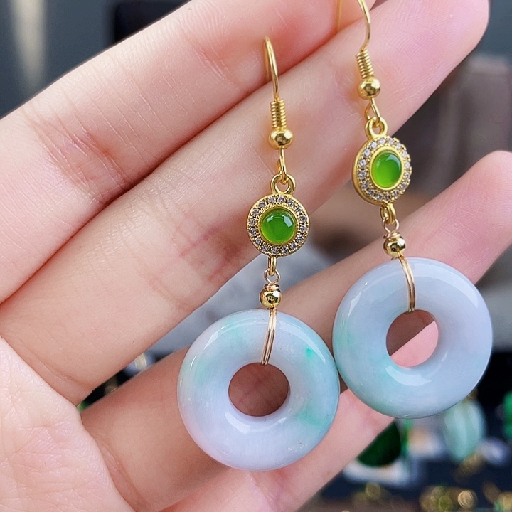 翡翠耳饰未镶嵌饰品