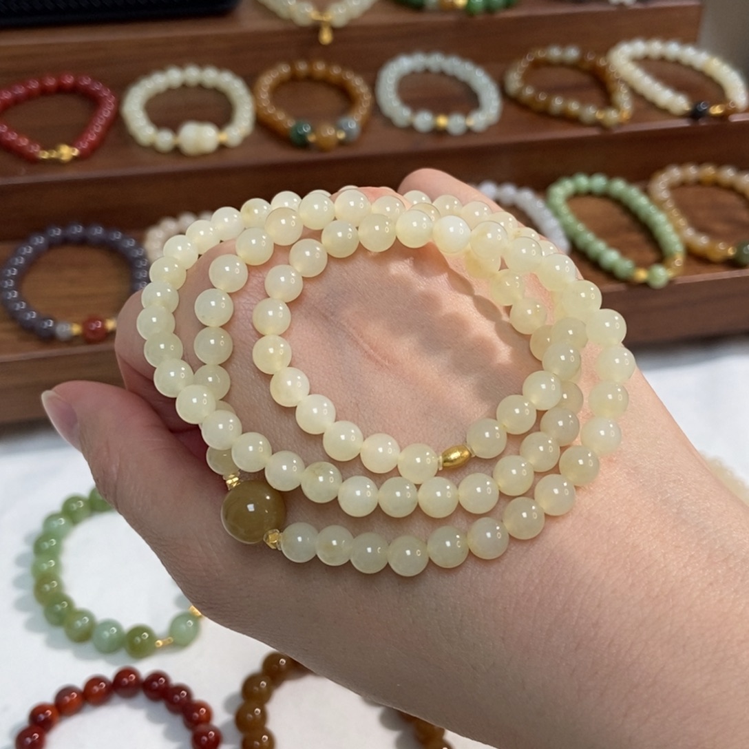 和田玉18K金镶嵌手链6mm糖白三圈