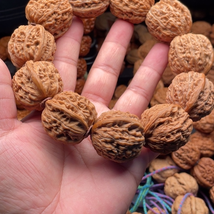 文玩核桃吊坠释*?7野生磨盘