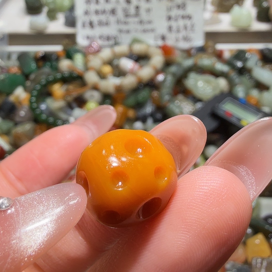 和田玉未镶嵌珠宝奇石