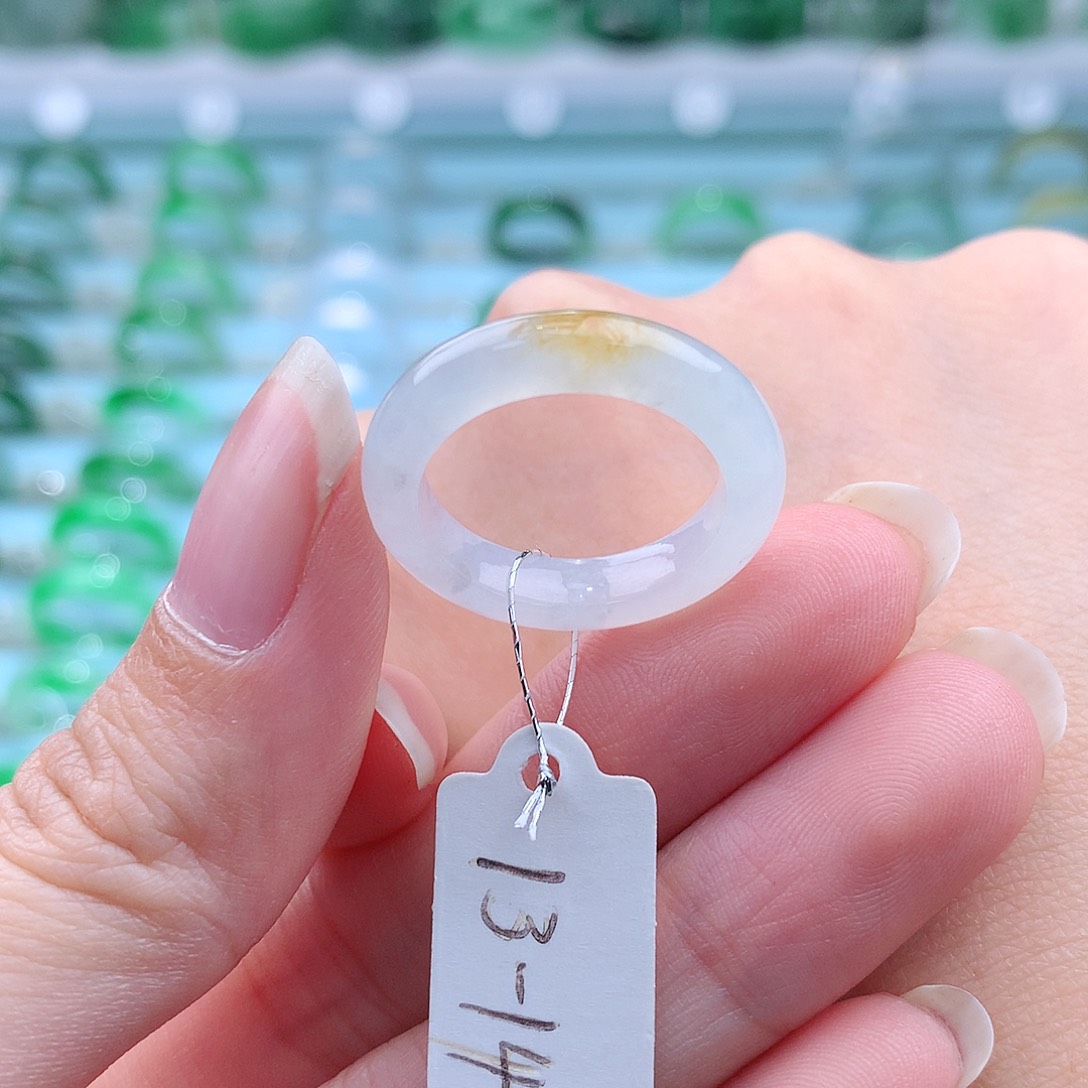 翡翠戒指未镶嵌缅甸翡翠A货