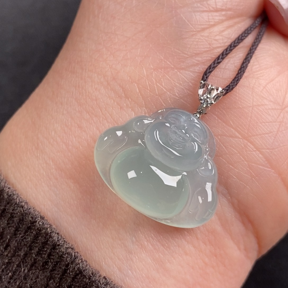 翡翠颈饰18K金镶嵌翡翠佛公吊坠