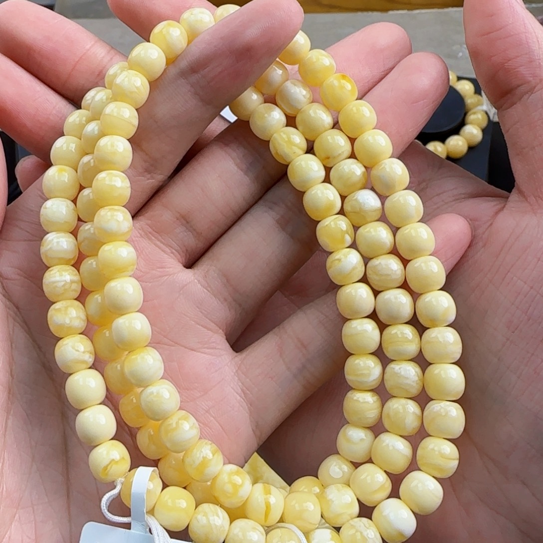 未镶嵌琥珀珠宝奇石