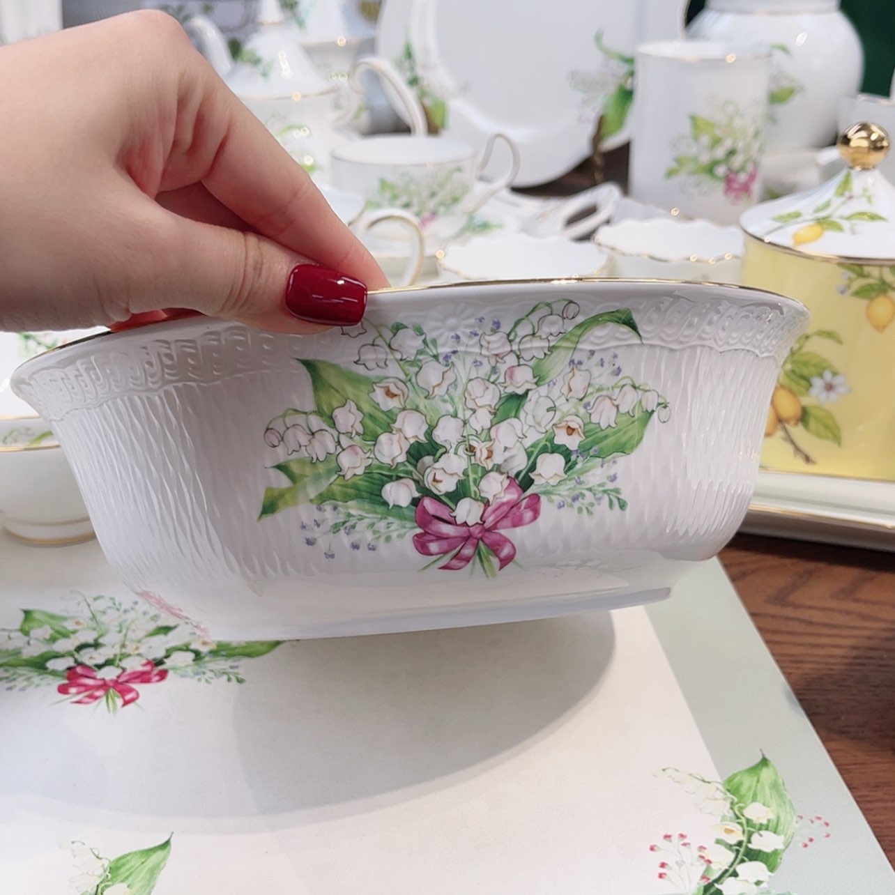 【闪购商品】瓷片碗碗——————/-