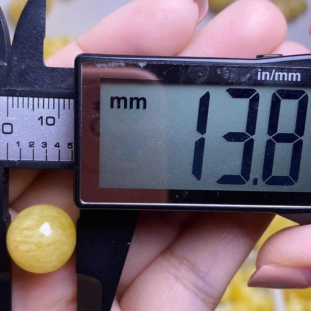 裸石琥珀未镶嵌蜜蜡圆珠微瑕福利