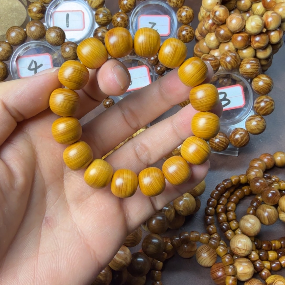 柏木（崖柏）福利珠1314鸡油黄