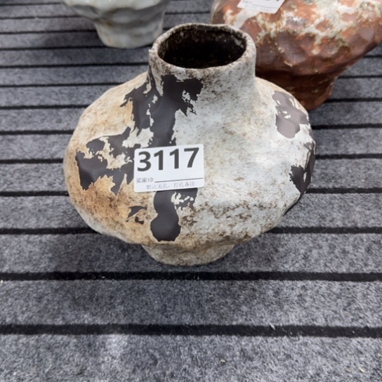 鹏***姐摆件花瓶默认无孔编码3117