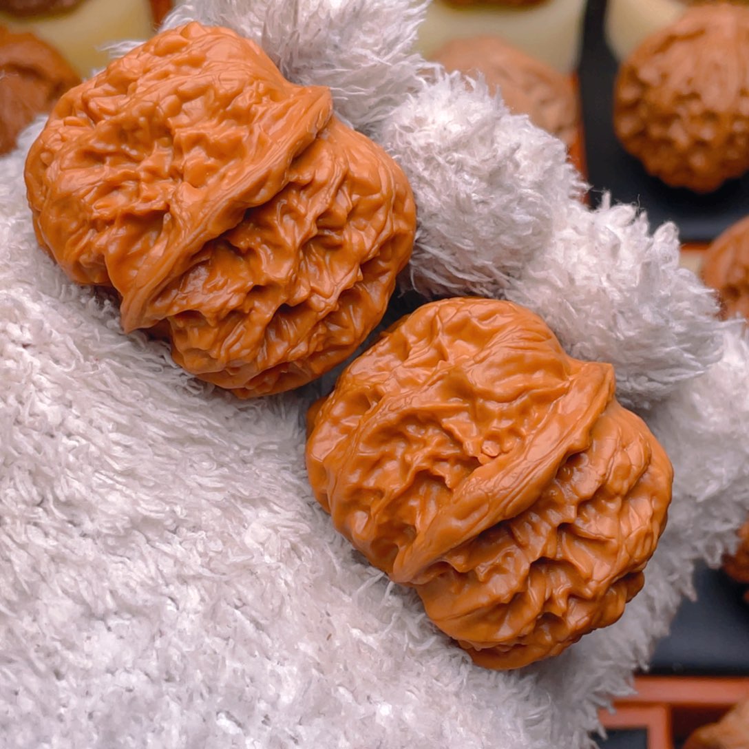 文玩核桃把件42肚平谷方块