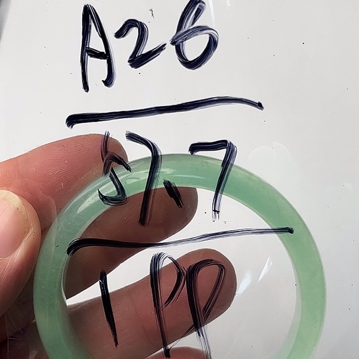 翡翠未镶嵌手镯A26