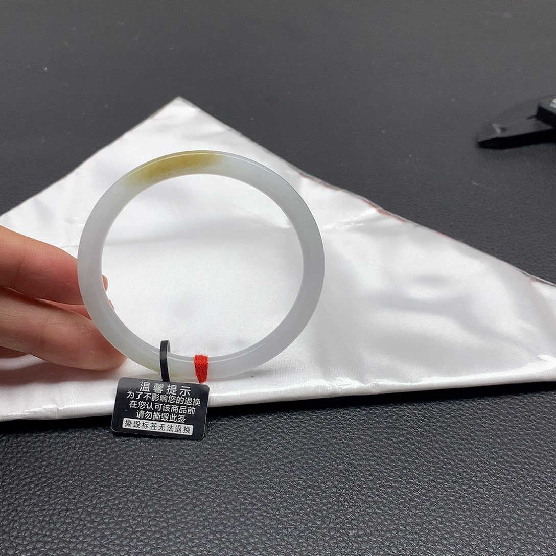 翡翠未镶嵌手镯54